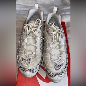 Nike women’s air max 98 LX